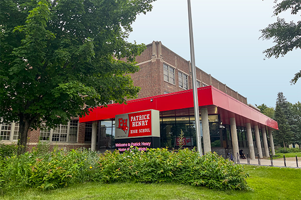Henry High School exterior